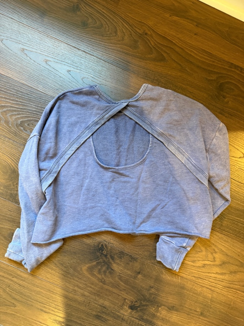 Colsie Cropped Crewneck Sweater - oversized XS